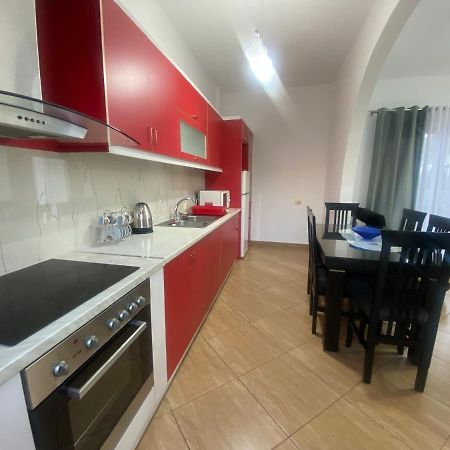 Holiday Home Shahini Ксамил Екстериор снимка