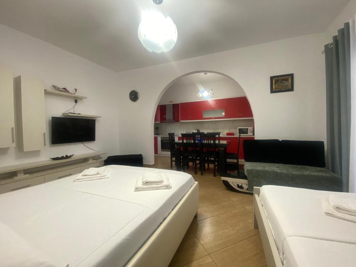 Holiday Home Shahini Ксамил Екстериор снимка