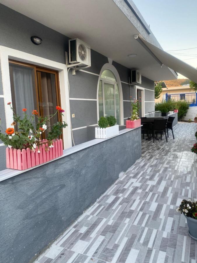 Holiday Home Shahini Ксамил Екстериор снимка